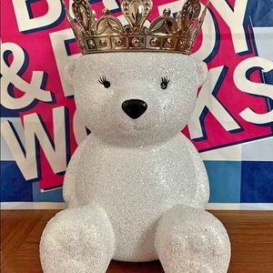 Bath and Body Works Royal Polar Bear Candle Holder (2021, white glitter)